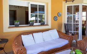 Holiday Villa Vergel With Huge Private Pool, Jacuzzi, Sauna & Bbq By Amazzzing Travel