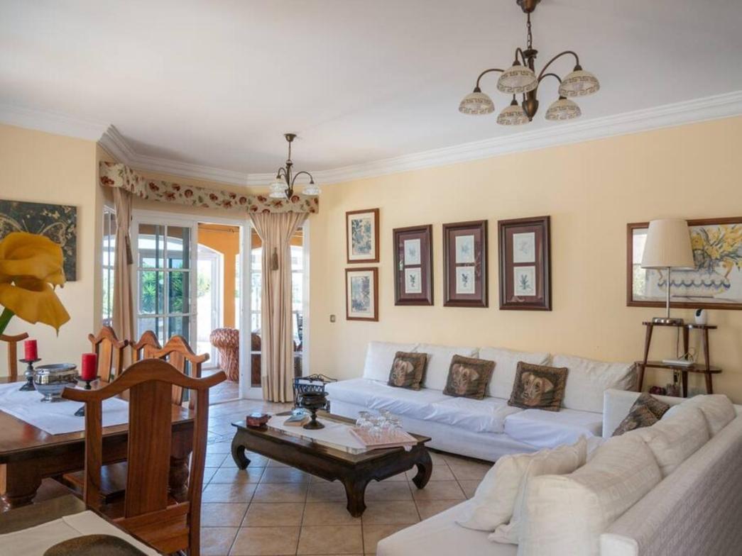Holiday Villa Vergel With Huge Private Pool, Jacuzzi, Sauna & Bbq By Amazzzing Travel Caleta De Fuste Exterior photo